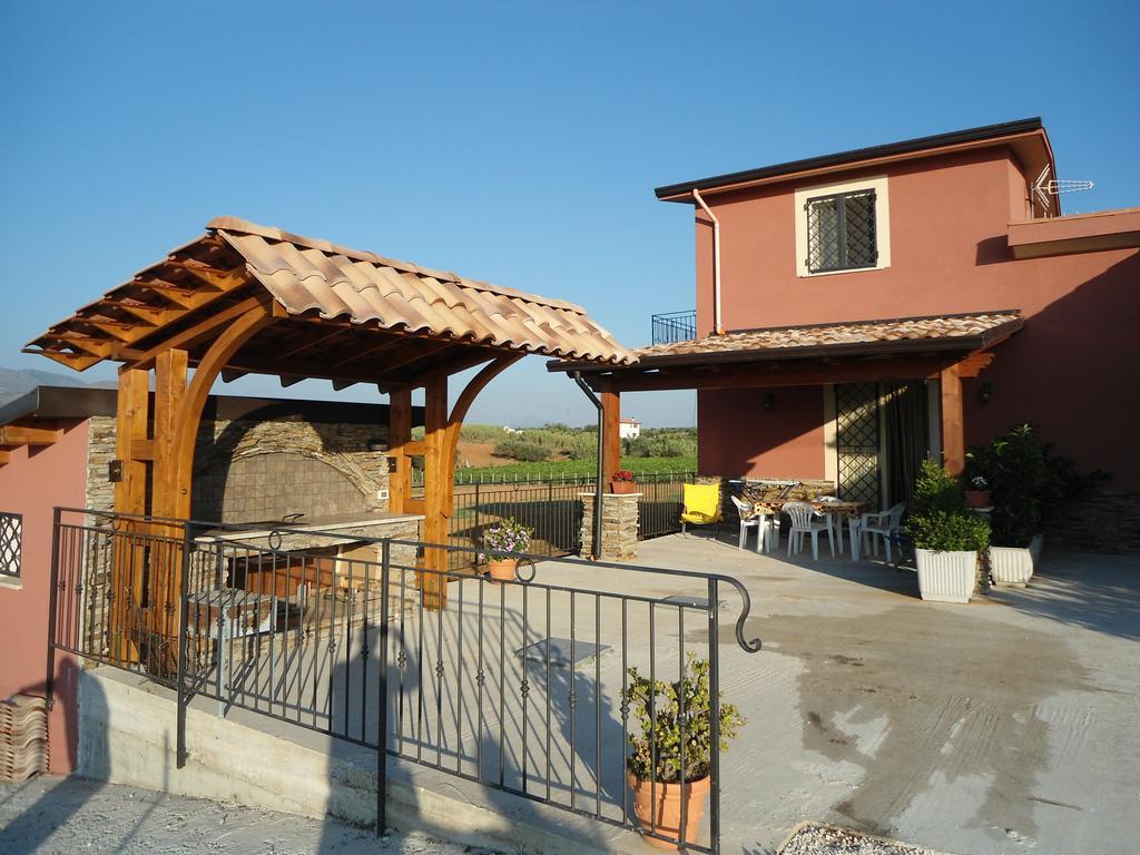 Case Vacanze Longo Balestrate Zimmer foto